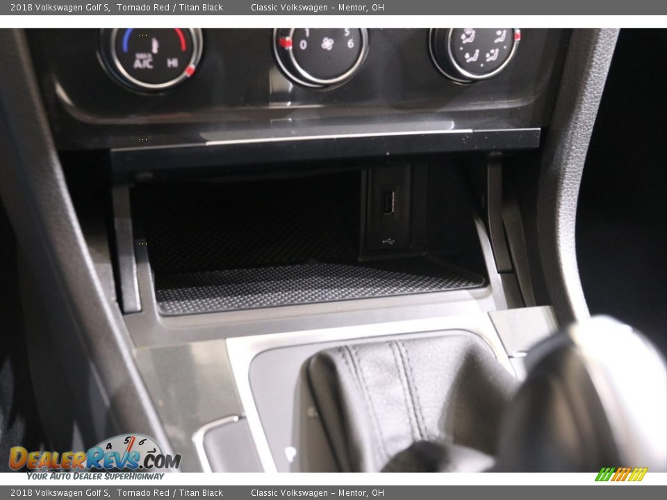 2018 Volkswagen Golf S Tornado Red / Titan Black Photo #13