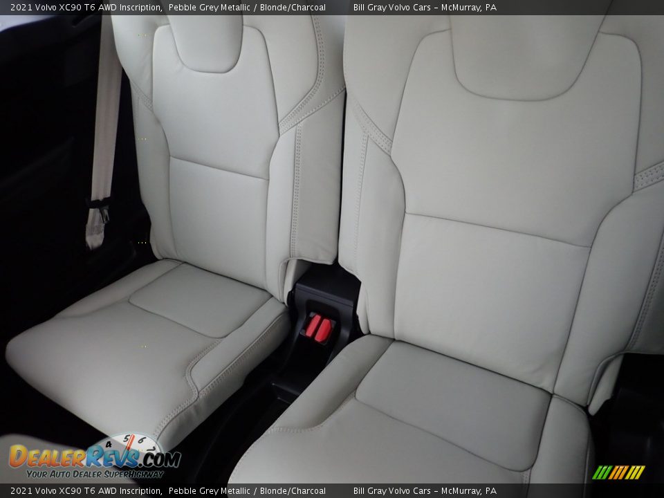 Rear Seat of 2021 Volvo XC90 T6 AWD Inscription Photo #9