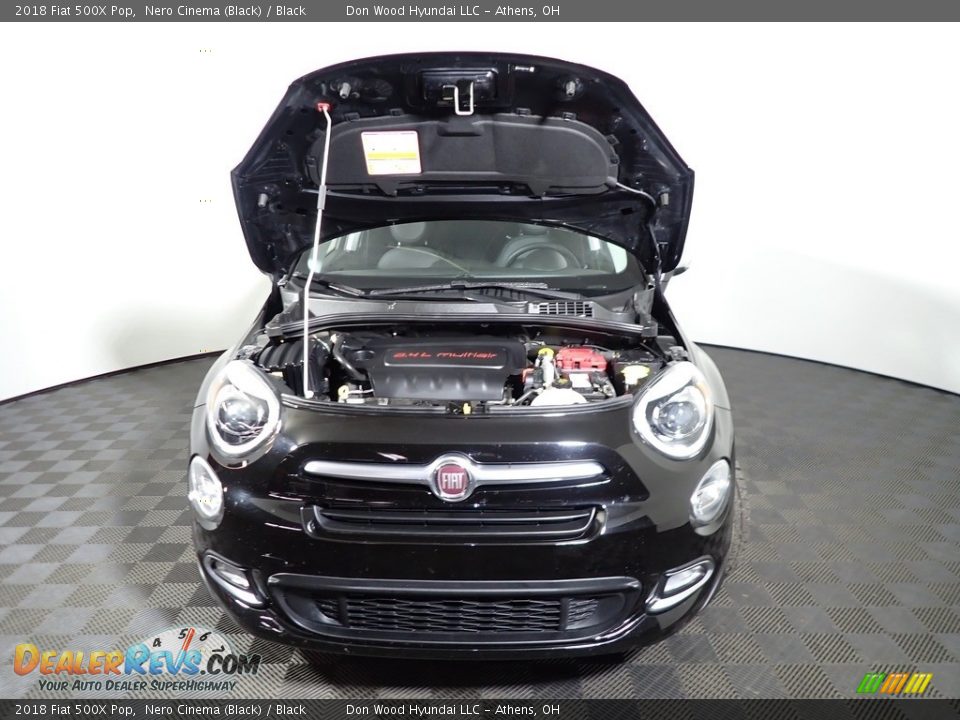 2018 Fiat 500X Pop Nero Cinema (Black) / Black Photo #5