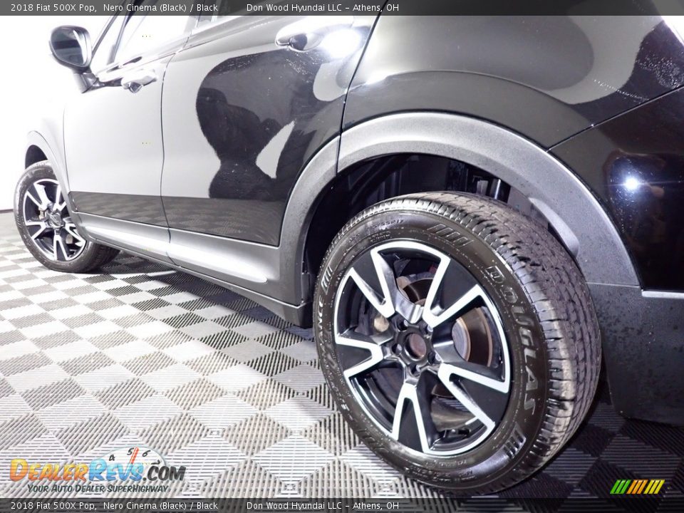 2018 Fiat 500X Pop Nero Cinema (Black) / Black Photo #10