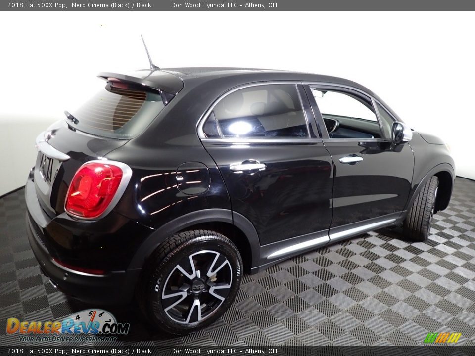 2018 Fiat 500X Pop Nero Cinema (Black) / Black Photo #15