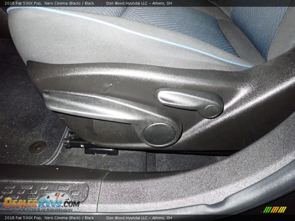2018 Fiat 500X Pop Nero Cinema (Black) / Black Photo #18
