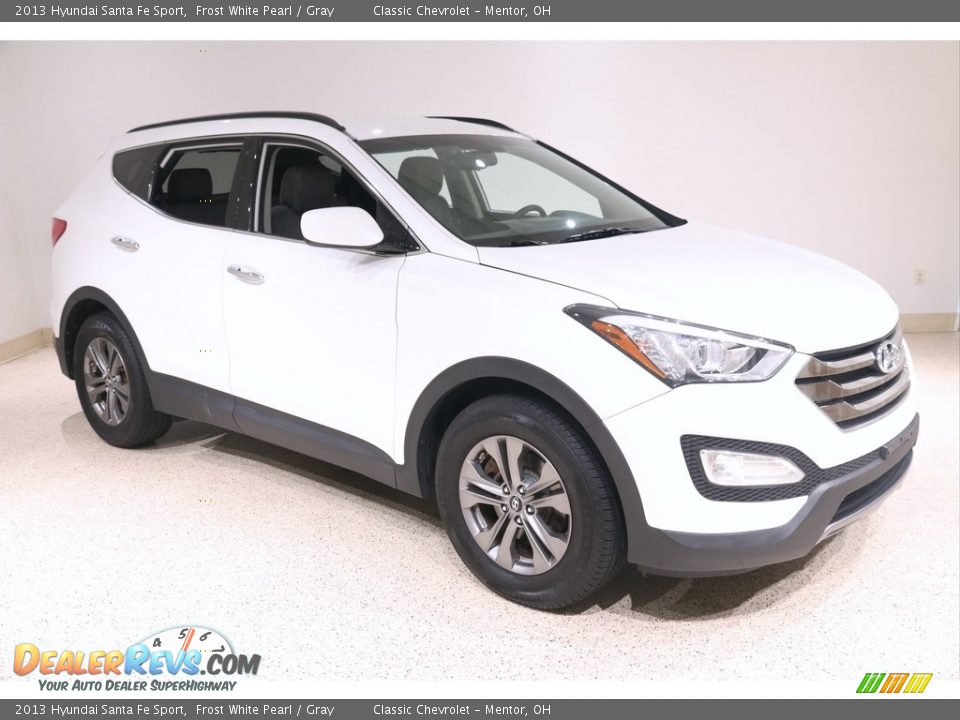 Front 3/4 View of 2013 Hyundai Santa Fe Sport Photo #1