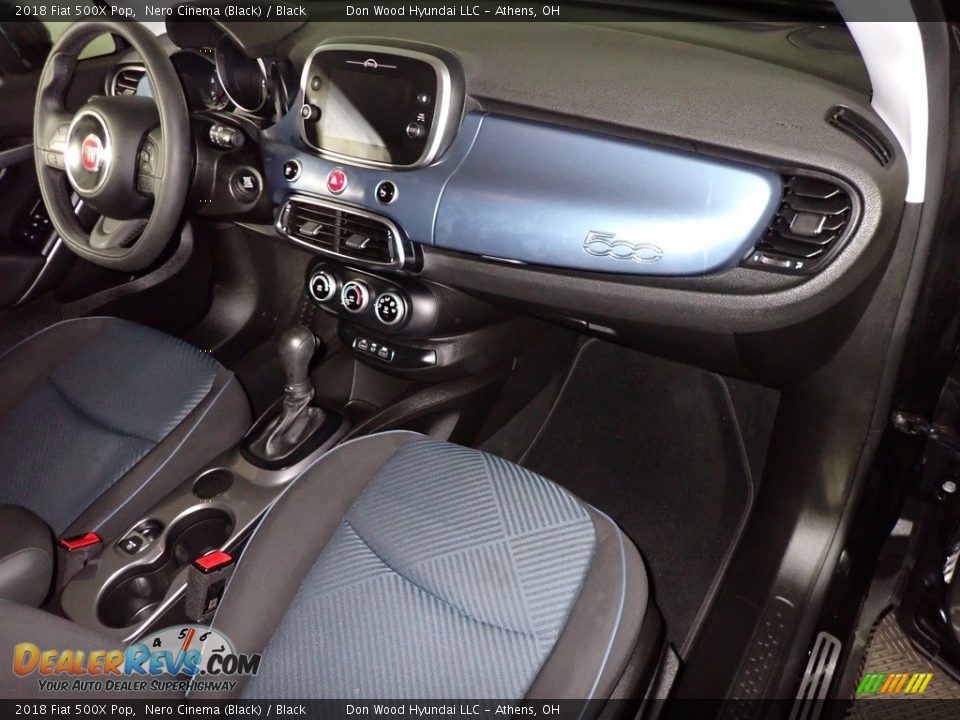 2018 Fiat 500X Pop Nero Cinema (Black) / Black Photo #27