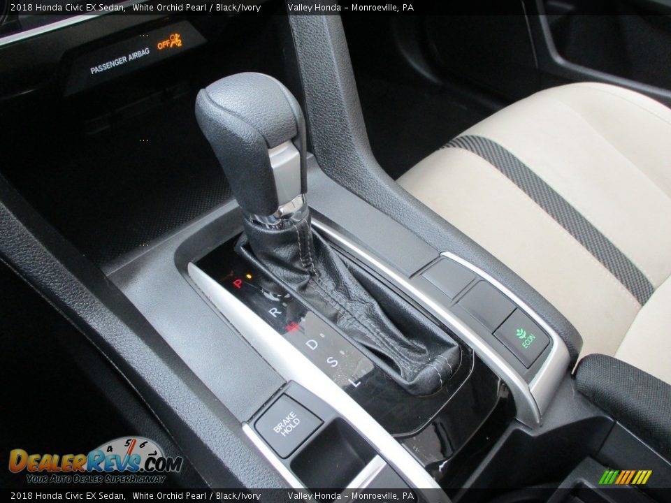 2018 Honda Civic EX Sedan Shifter Photo #15