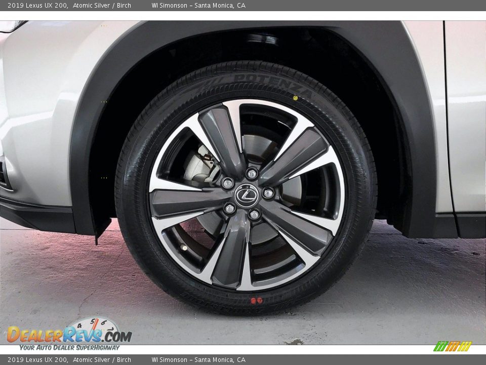 2019 Lexus UX 200 Wheel Photo #8