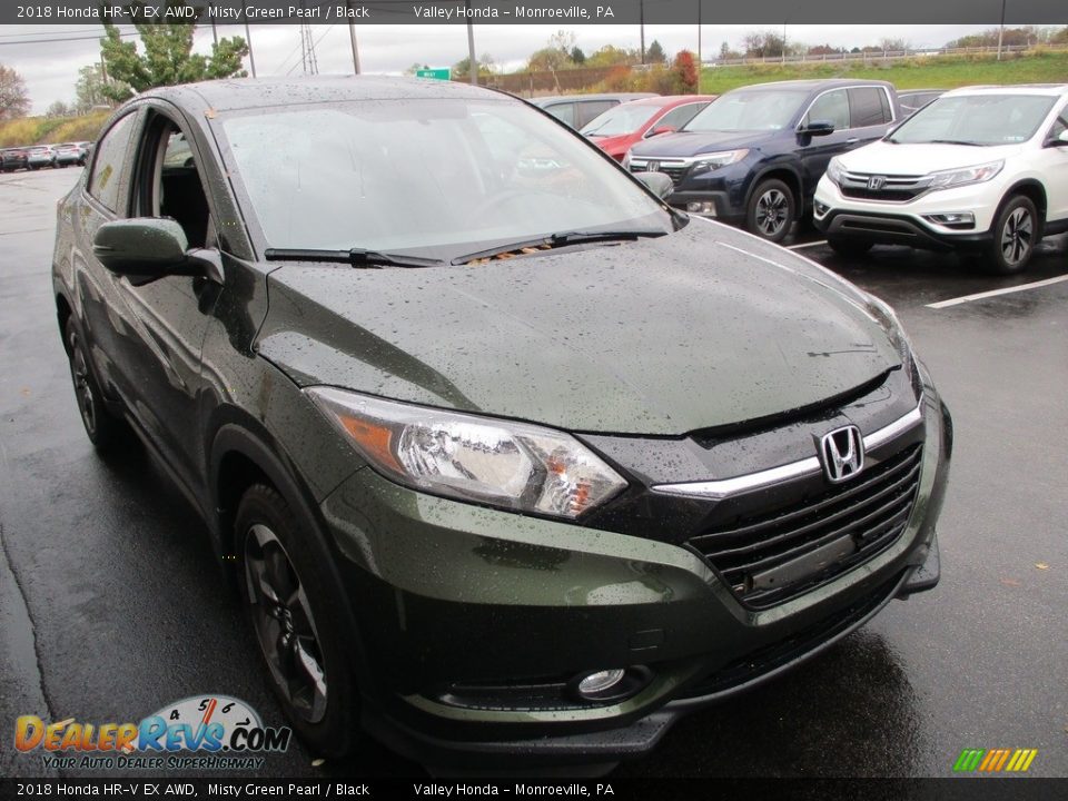 Front 3/4 View of 2018 Honda HR-V EX AWD Photo #8