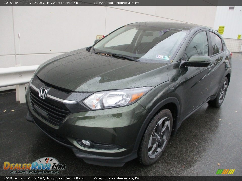 Front 3/4 View of 2018 Honda HR-V EX AWD Photo #10