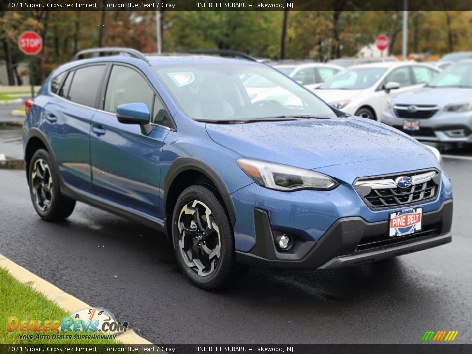 Front 3/4 View of 2021 Subaru Crosstrek Limited Photo #1