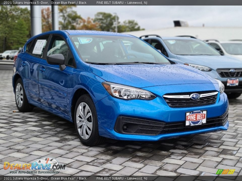 Front 3/4 View of 2021 Subaru Impreza 5-Door Photo #1