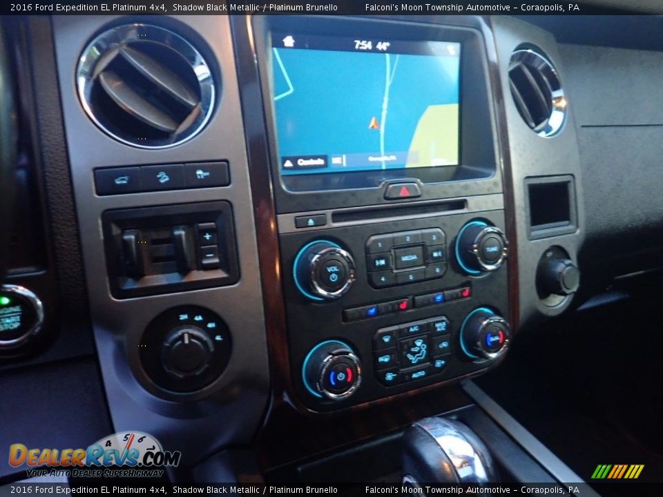 2016 Ford Expedition EL Platinum 4x4 Shadow Black Metallic / Platinum Brunello Photo #22