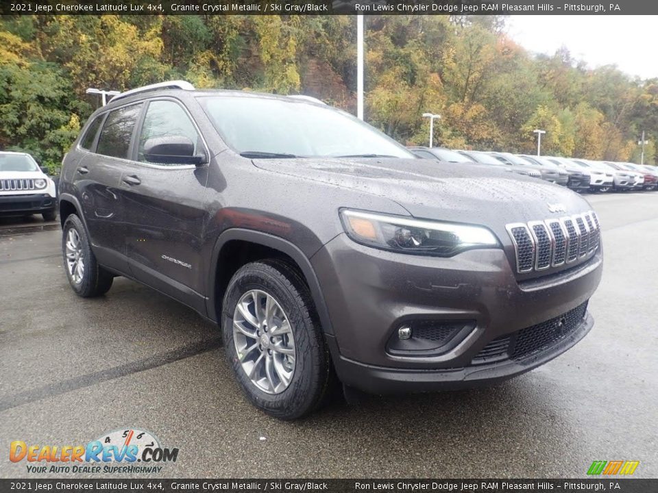 2021 Jeep Cherokee Latitude Lux 4x4 Granite Crystal Metallic / Ski Gray/Black Photo #3