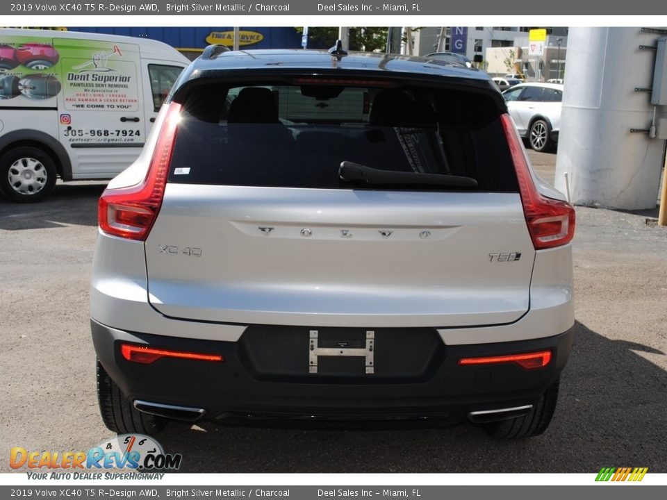2019 Volvo XC40 T5 R-Design AWD Bright Silver Metallic / Charcoal Photo #8
