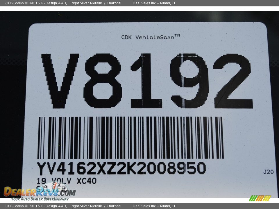 2019 Volvo XC40 T5 R-Design AWD Bright Silver Metallic / Charcoal Photo #20