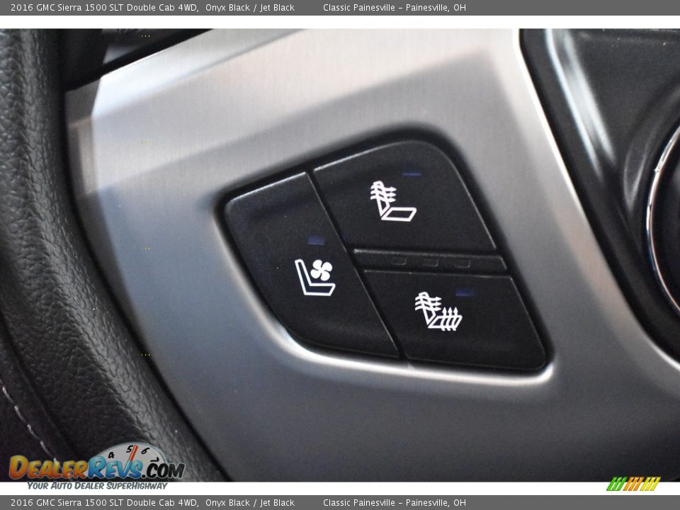Controls of 2016 GMC Sierra 1500 SLT Double Cab 4WD Photo #15