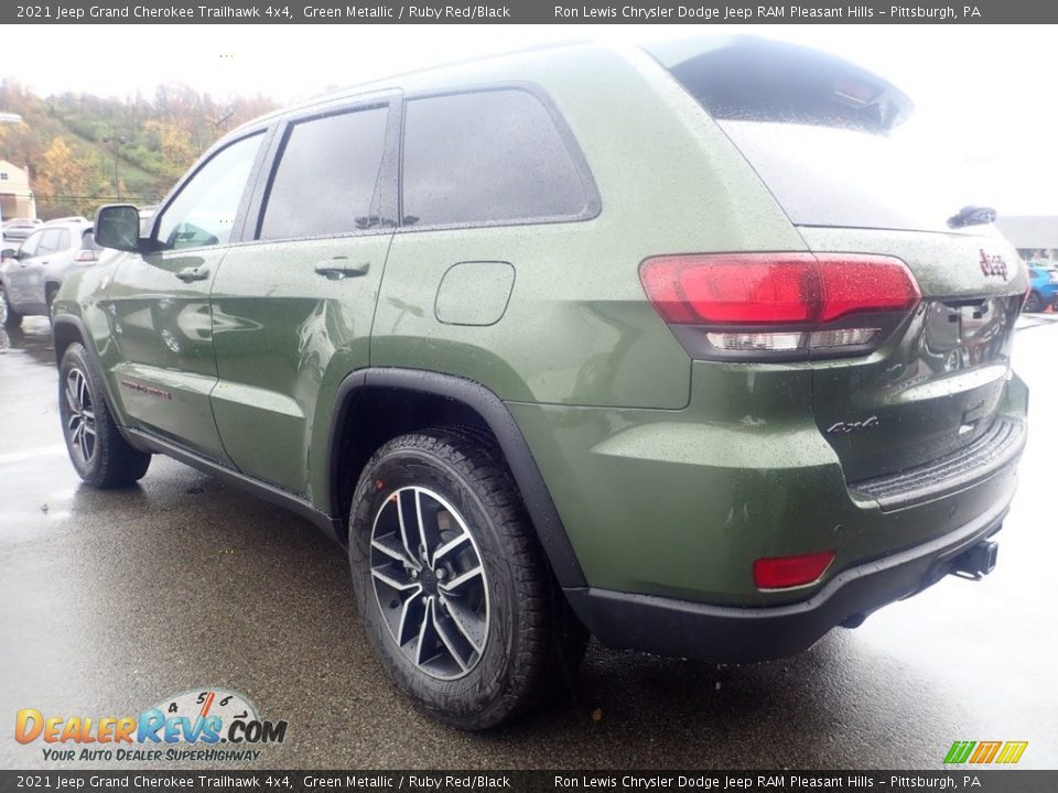 2021 Jeep Grand Cherokee Trailhawk 4x4 Green Metallic / Ruby Red/Black Photo #8