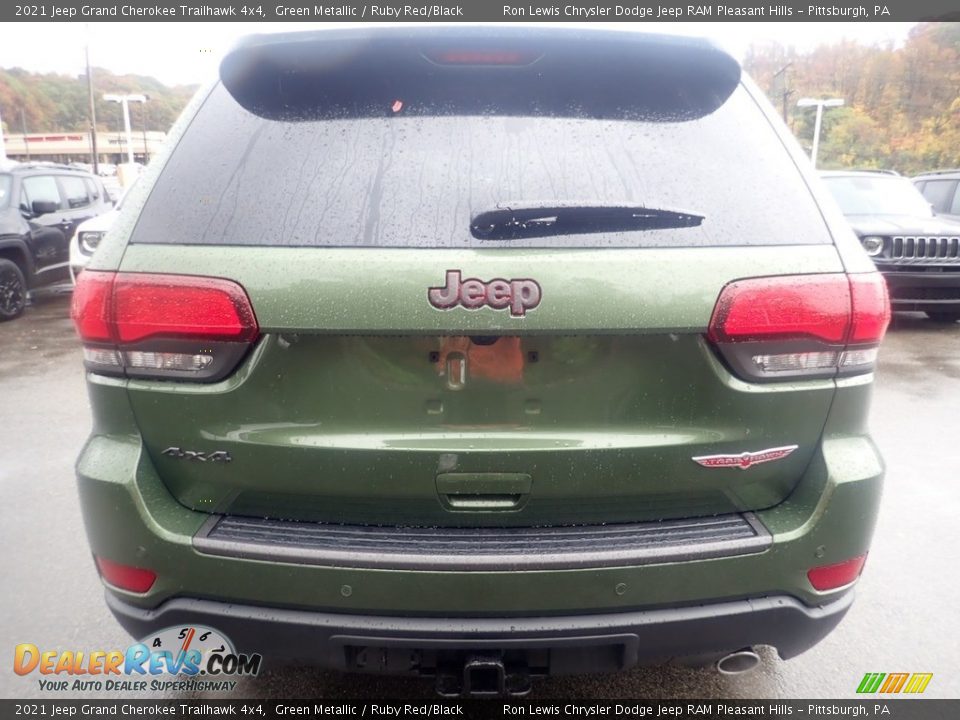 2021 Jeep Grand Cherokee Trailhawk 4x4 Green Metallic / Ruby Red/Black Photo #10
