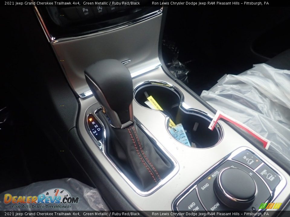 2021 Jeep Grand Cherokee Trailhawk 4x4 Shifter Photo #18