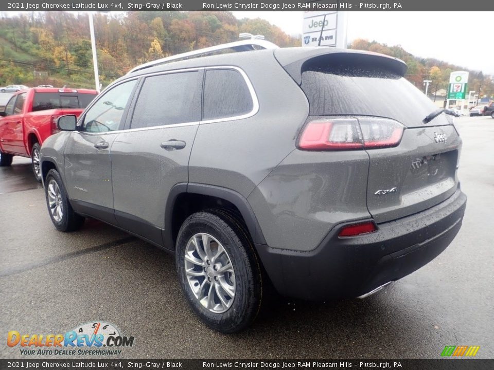 2021 Jeep Cherokee Latitude Lux 4x4 Sting-Gray / Black Photo #8