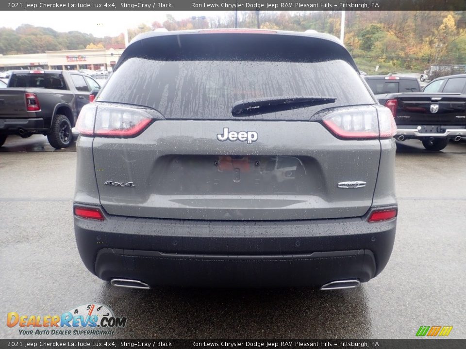 2021 Jeep Cherokee Latitude Lux 4x4 Sting-Gray / Black Photo #10