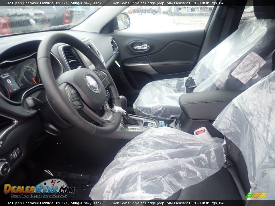 2021 Jeep Cherokee Latitude Lux 4x4 Sting-Gray / Black Photo #15