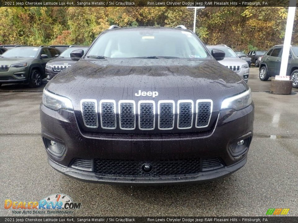 2021 Jeep Cherokee Latitude Lux 4x4 Sangria Metallic / Ski Gray/Black Photo #2