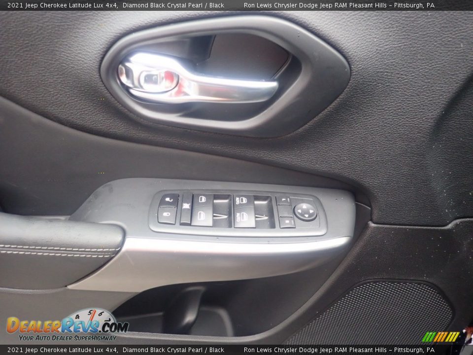 2021 Jeep Cherokee Latitude Lux 4x4 Diamond Black Crystal Pearl / Black Photo #12