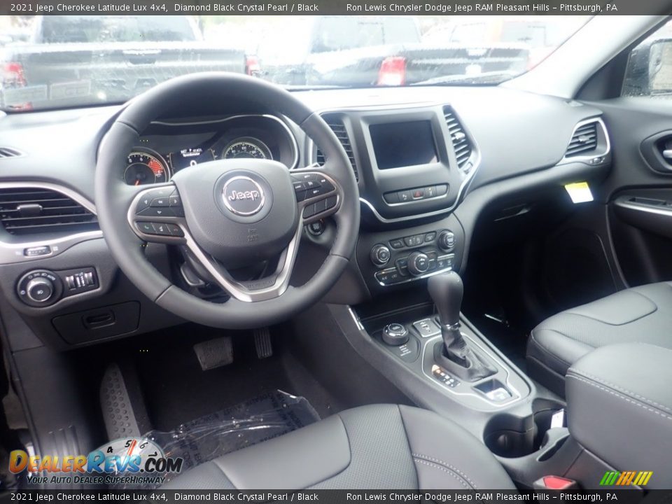 2021 Jeep Cherokee Latitude Lux 4x4 Diamond Black Crystal Pearl / Black Photo #13