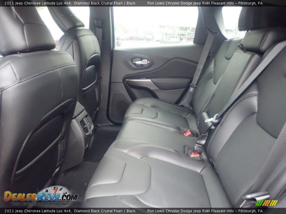 2021 Jeep Cherokee Latitude Lux 4x4 Diamond Black Crystal Pearl / Black Photo #14