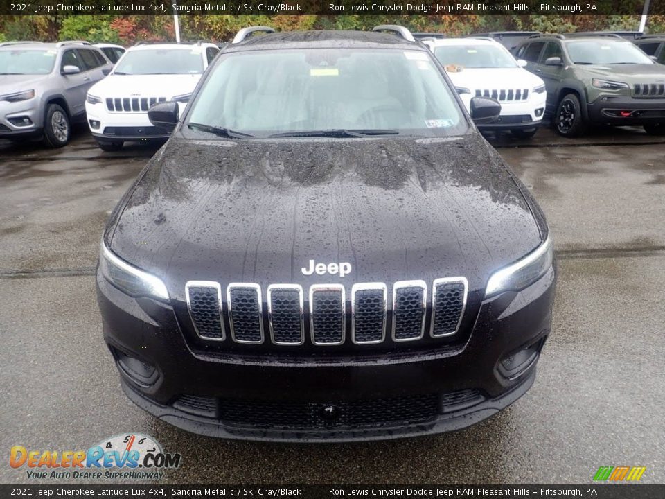 2021 Jeep Cherokee Latitude Lux 4x4 Sangria Metallic / Ski Gray/Black Photo #2