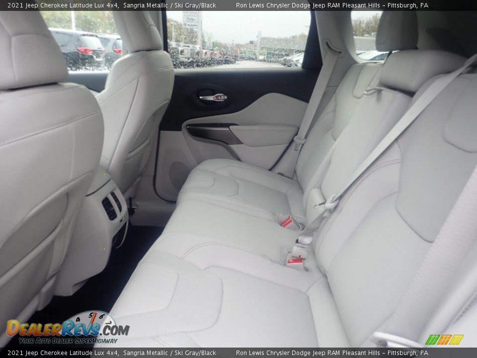 Rear Seat of 2021 Jeep Cherokee Latitude Lux 4x4 Photo #14