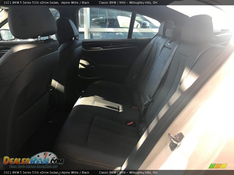 2021 BMW 5 Series 530i xDrive Sedan Alpine White / Black Photo #3
