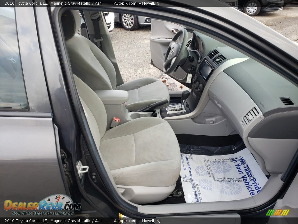 2010 Toyota Corolla LE Magnetic Gray Metallic / Ash Photo #13