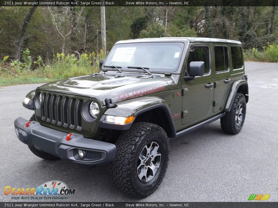 Front 3/4 View of 2021 Jeep Wrangler Unlimited Rubicon 4x4 Photo #2