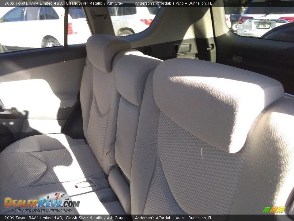 2009 Toyota RAV4 Limited 4WD Classic Silver Metallic / Ash Gray Photo #16