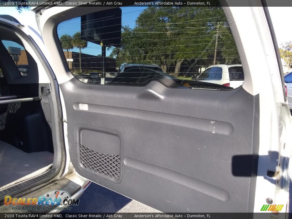 2009 Toyota RAV4 Limited 4WD Classic Silver Metallic / Ash Gray Photo #23