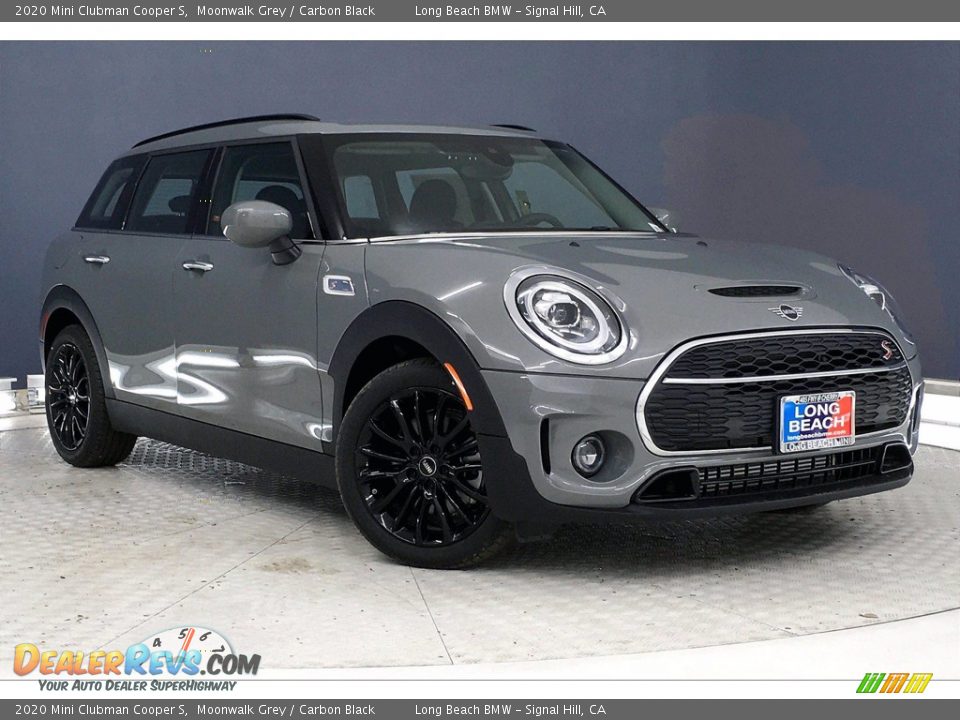 Front 3/4 View of 2020 Mini Clubman Cooper S Photo #19
