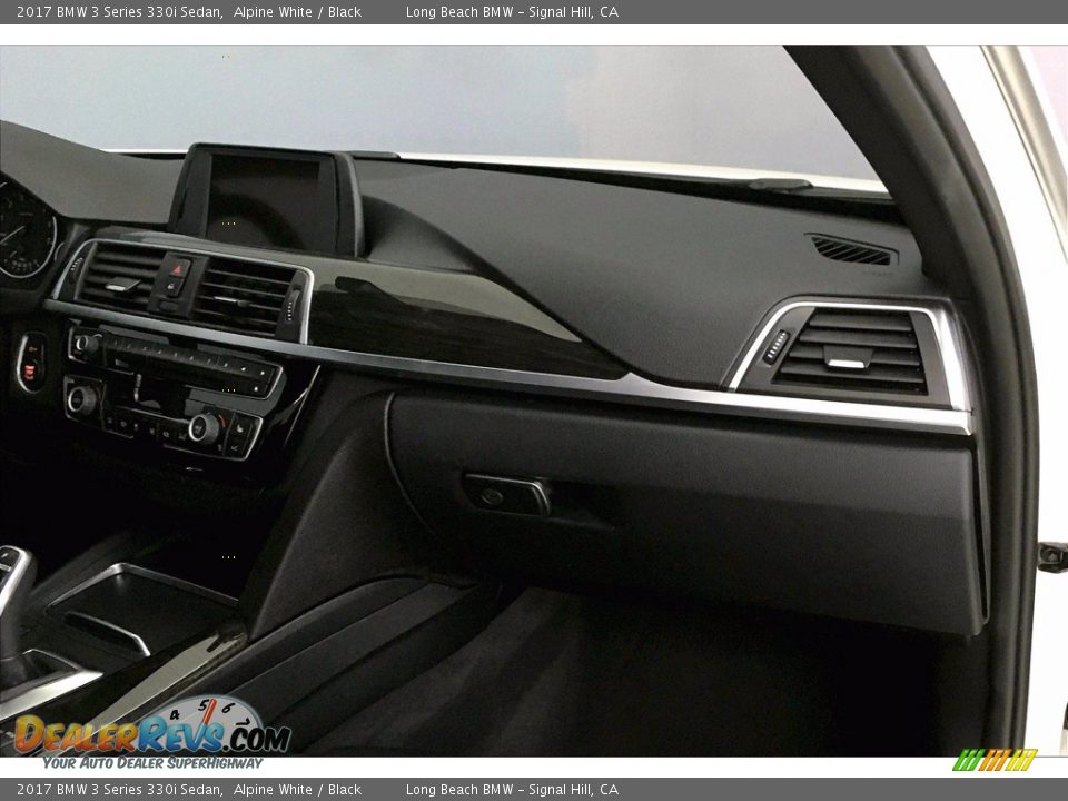 2017 BMW 3 Series 330i Sedan Alpine White / Black Photo #22