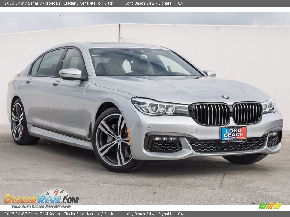 Front 3/4 View of 2018 BMW 7 Series 740i Sedan Photo #12