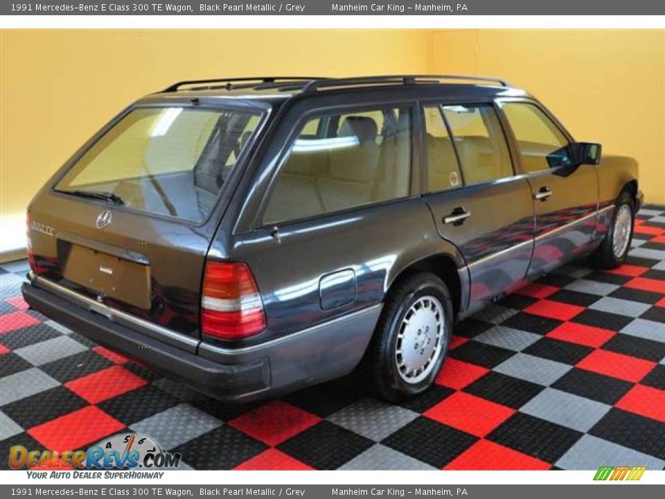 1991 Mercedes-Benz E Class 300 TE Wagon Black Pearl Metallic / Grey Photo #6