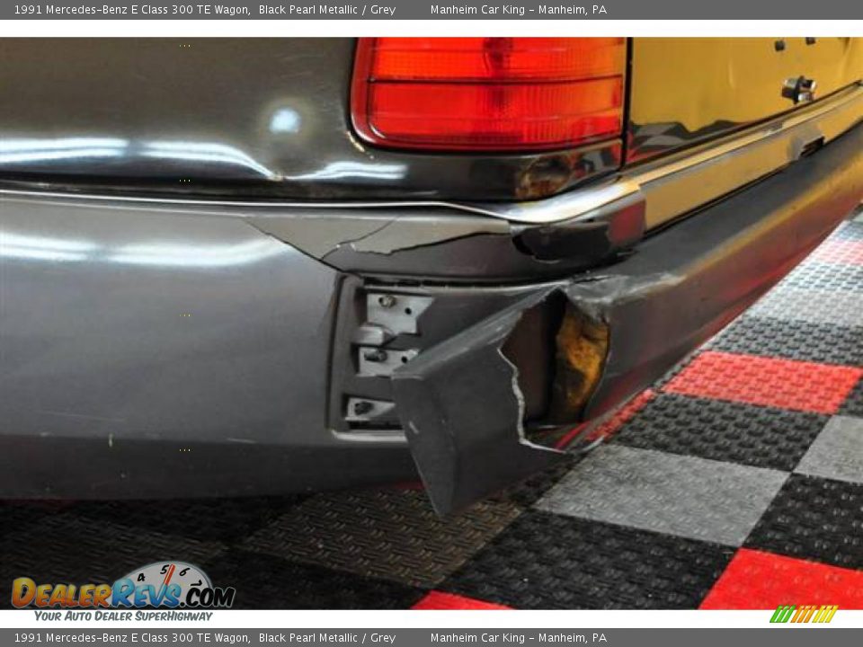 1991 Mercedes-Benz E Class 300 TE Wagon Black Pearl Metallic / Grey Photo #7