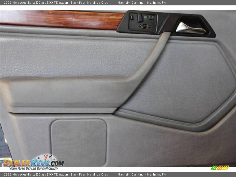 1991 Mercedes-Benz E Class 300 TE Wagon Black Pearl Metallic / Grey Photo #14