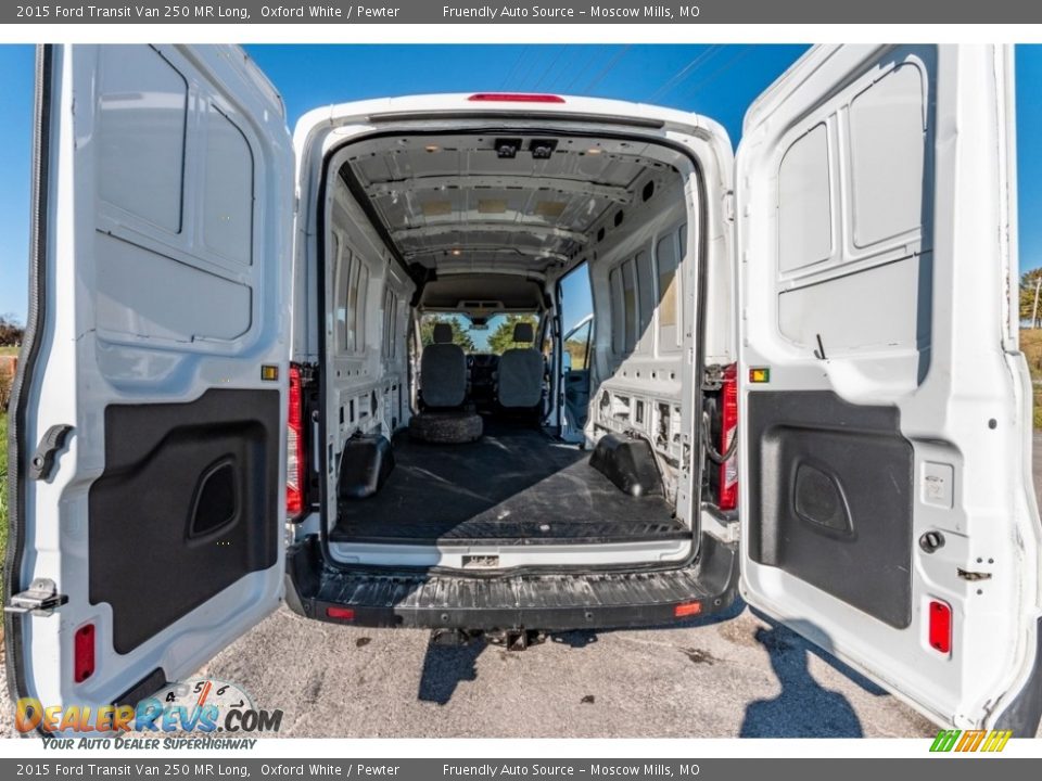 2015 Ford Transit Van 250 MR Long Oxford White / Pewter Photo #22