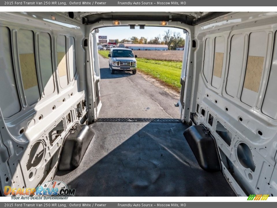 2015 Ford Transit Van 250 MR Long Oxford White / Pewter Photo #27