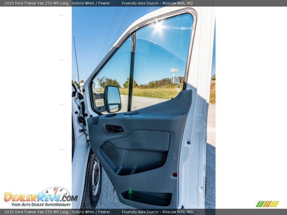 2015 Ford Transit Van 250 MR Long Oxford White / Pewter Photo #28