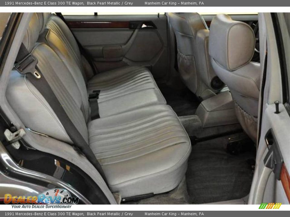 1991 Mercedes-Benz E Class 300 TE Wagon Black Pearl Metallic / Grey Photo #18