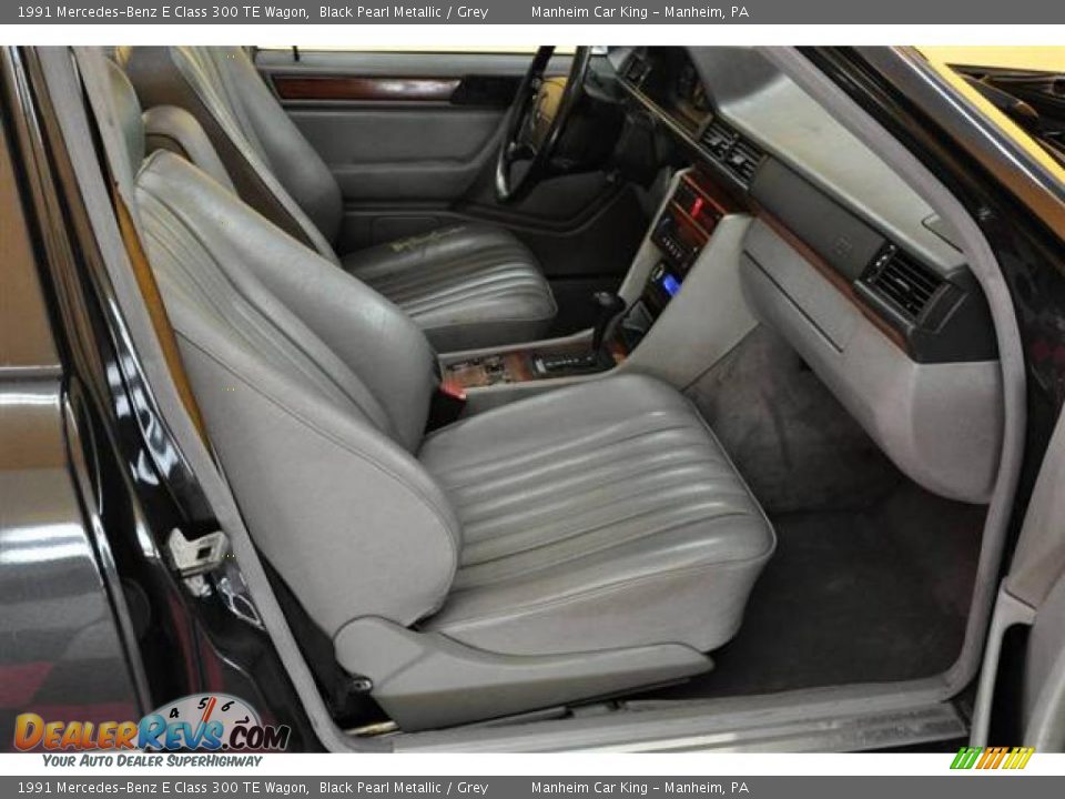 1991 Mercedes-Benz E Class 300 TE Wagon Black Pearl Metallic / Grey Photo #19