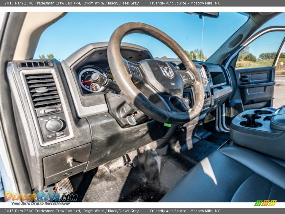 2015 Ram 2500 Tradesman Crew Cab 4x4 Bright White / Black/Diesel Gray Photo #20