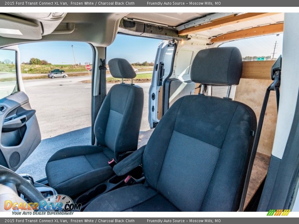 2015 Ford Transit Connect XL Van Frozen White / Charcoal Black Cloth Photo #17