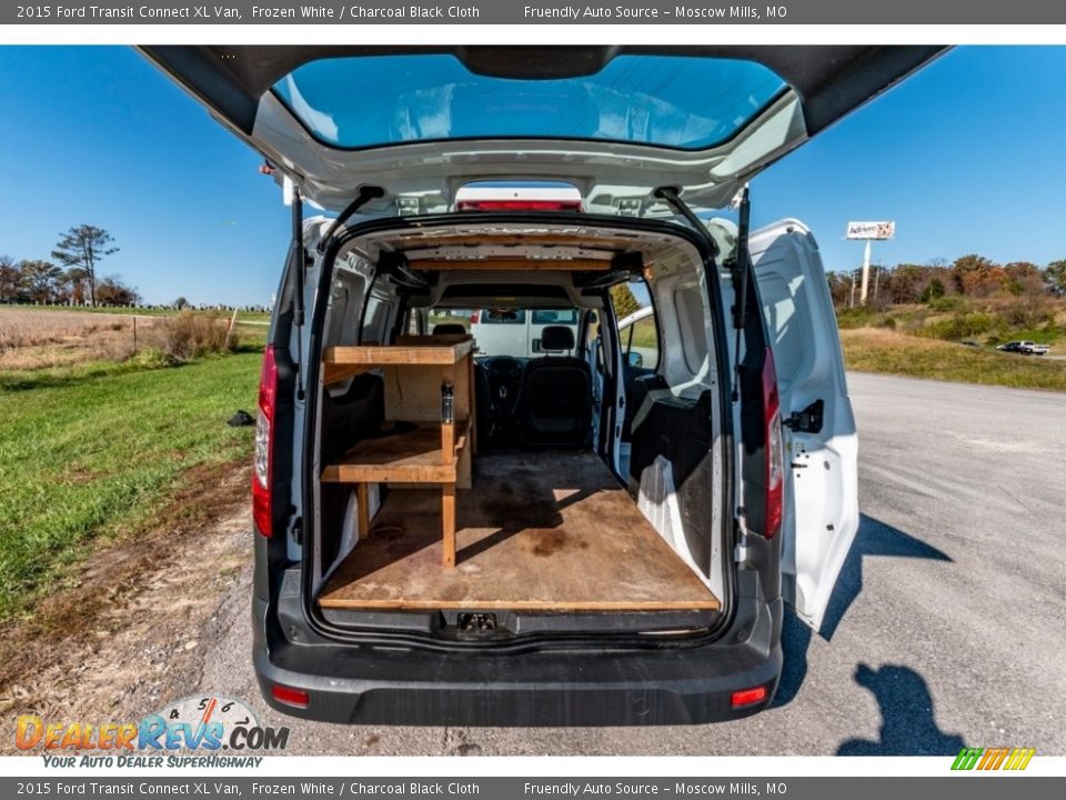 2015 Ford Transit Connect XL Van Frozen White / Charcoal Black Cloth Photo #21